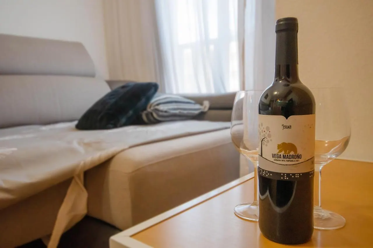 For Your Rentals Comodo Y Tranquilo Apartamento Temporal Aeropuerto Cmp9 Madrid Spain