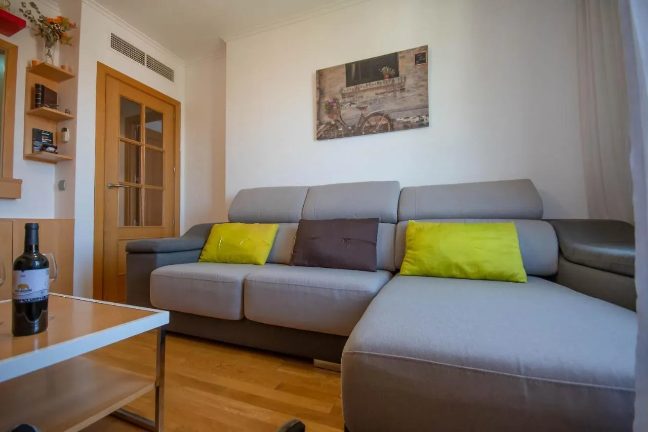 For Your Rentals Comodo Y Tranquilo Apartamento Temporal Aeropuerto Cmp9 Madrid Apartment