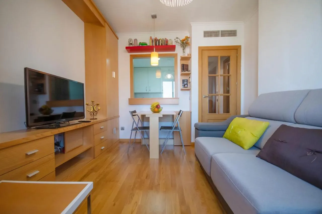 Apartment For Your Rentals Comodo Y Tranquilo Apartamento Temporal Aeropuerto Cmp9 Madrid Spain