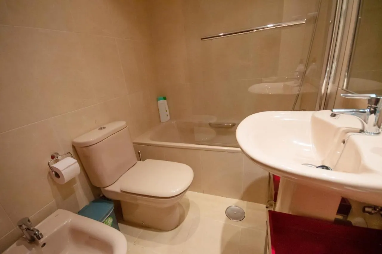 For Your Rentals Comodo Y Tranquilo Apartamento Temporal Aeropuerto Cmp9 Madrid 0*,